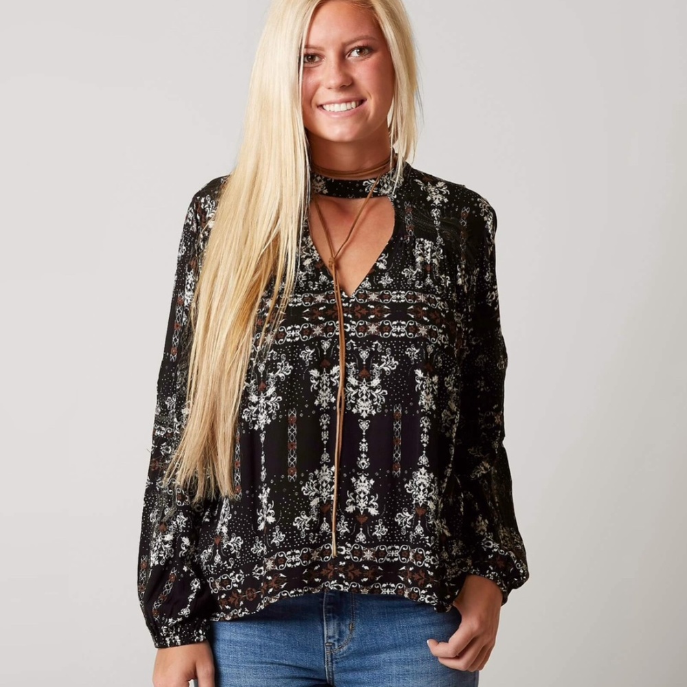 Gimmicks Mock Neck Top